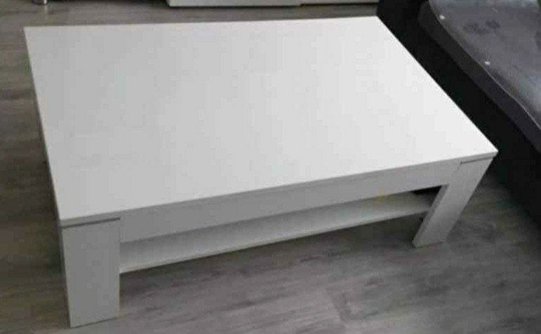 Te koop salontafel moei niet kapot geen krassen, Ophalen