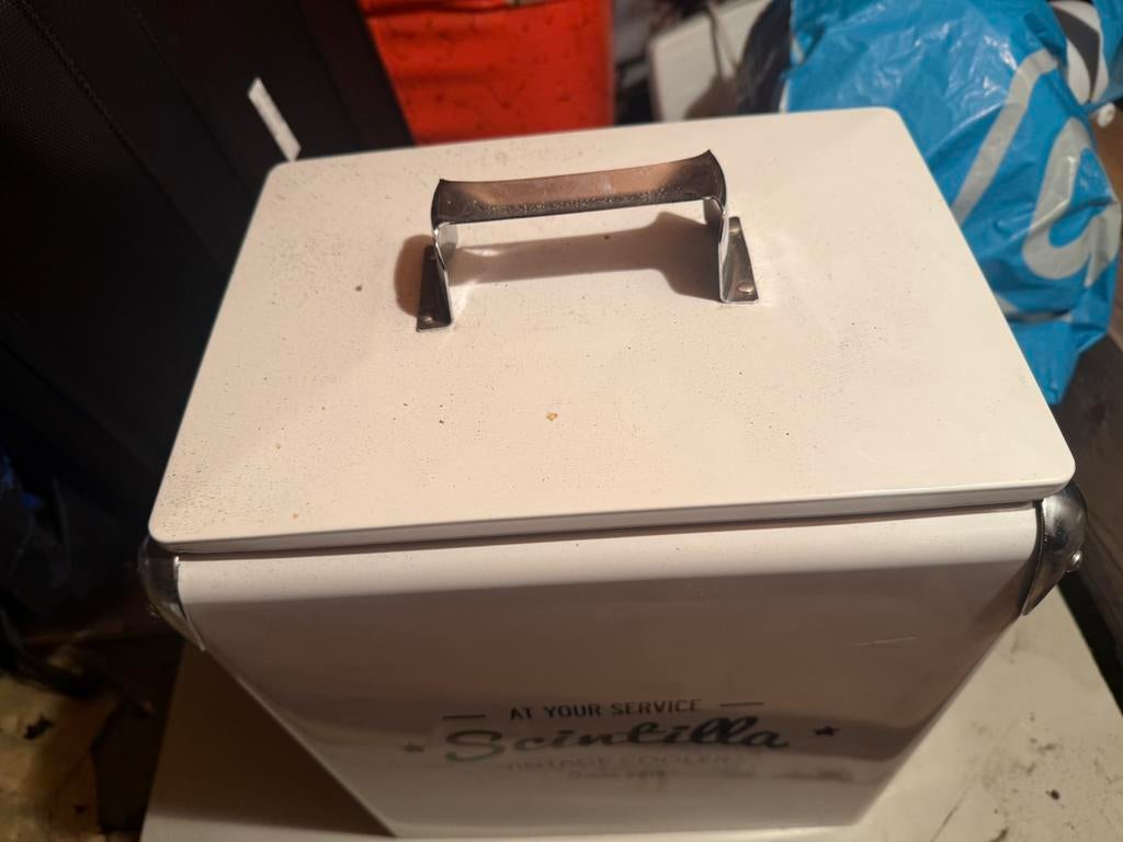 Retro koelbox, Ophalen, Zo goed als nieuw, Koelelement