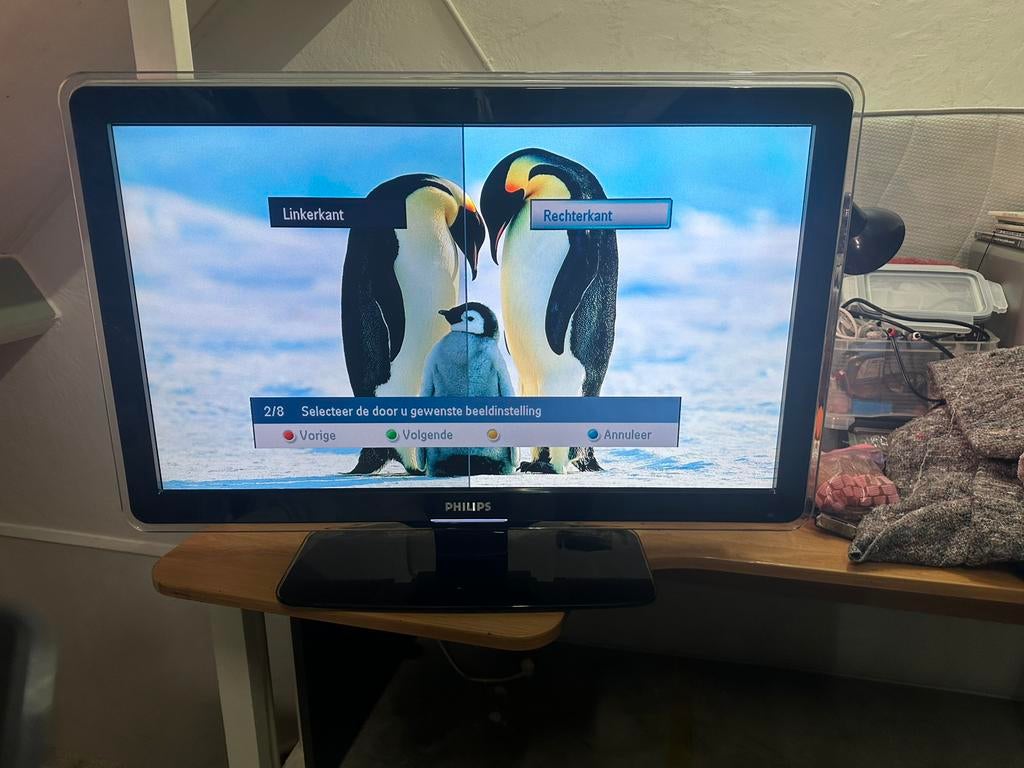 Philips 37” Full HD Ambilight TV, Audio, Tv en Foto, Televisies, Gebruikt, LCD, 80 tot 100 cm, Full HD (1080p), Philips, 50 Hz