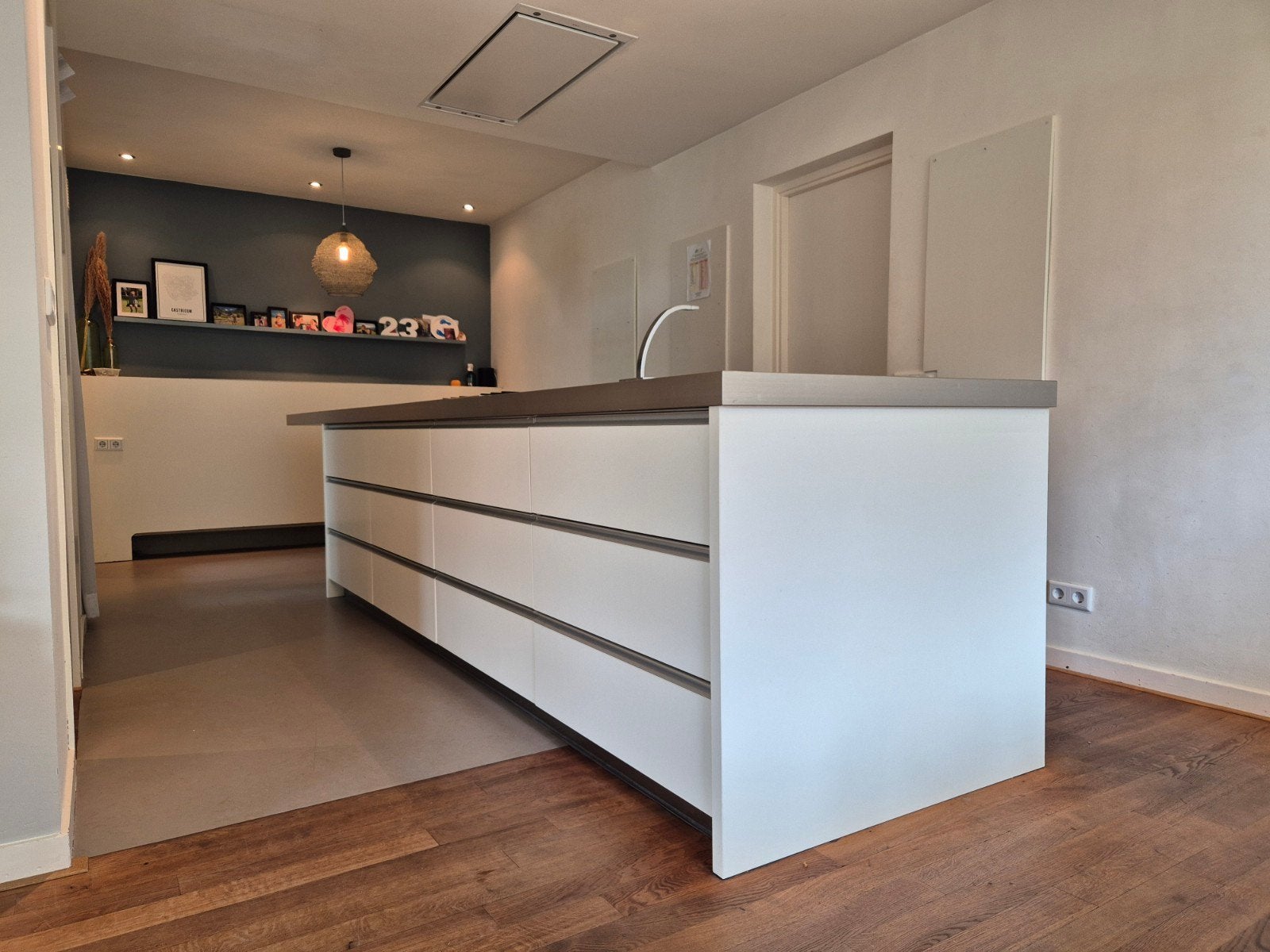 Keuken kookeiland van Tulp Keukens - Wit/Bruin, Ophalen, Gebruikt, Overige materialen, Wit