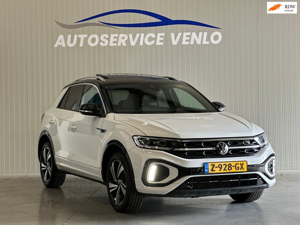 Volkswagen T-Roc 1.5 TSI R-Line Business+ Edition | Carplay, Auto's, Volkswagen, 4 cilinders, 150 pk, Leder en Stof, Wit