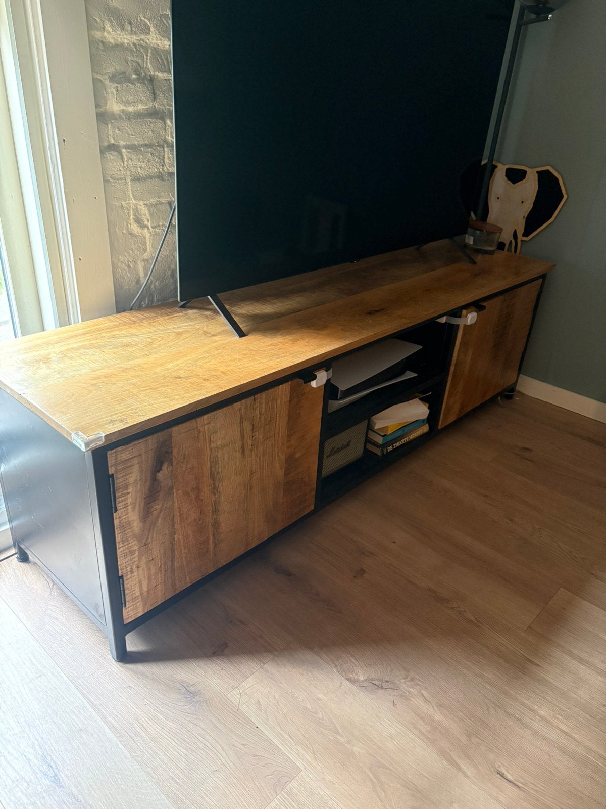 Tv meubel, Ophalen, 150 tot 200 cm, Zo goed als nieuw, Minder dan 100 cm