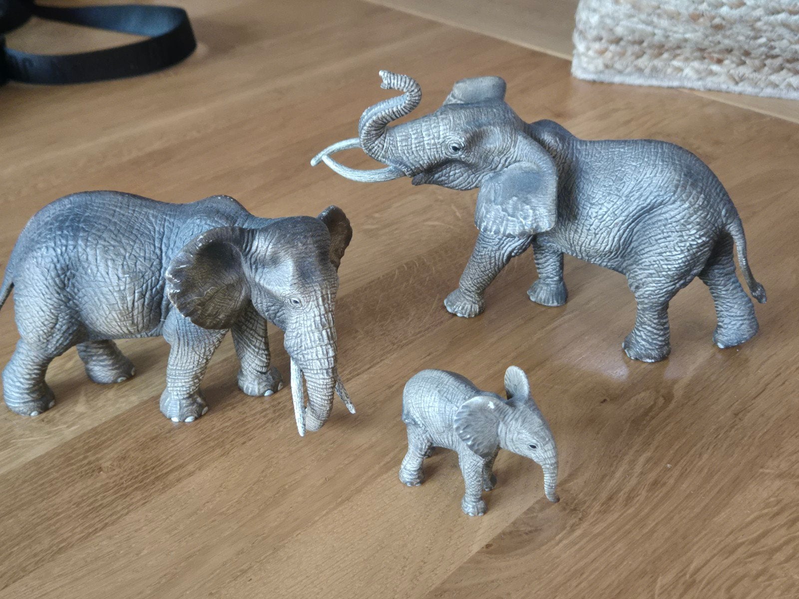 Drie Schleich olifanten - Olifantenfamilie, Ophalen of Verzenden, Gebruikt