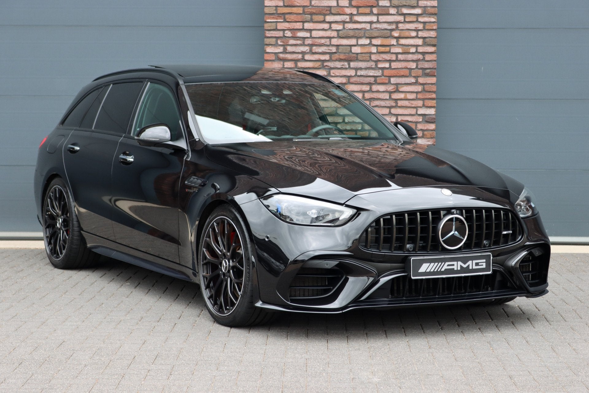 Mercedes-Benz C-Klasse Estate AMG 63 S E Performance | 680 p, 4 cilinders, Zwart, Vierwielaandrijving, Hybride Elektrisch/Benzine