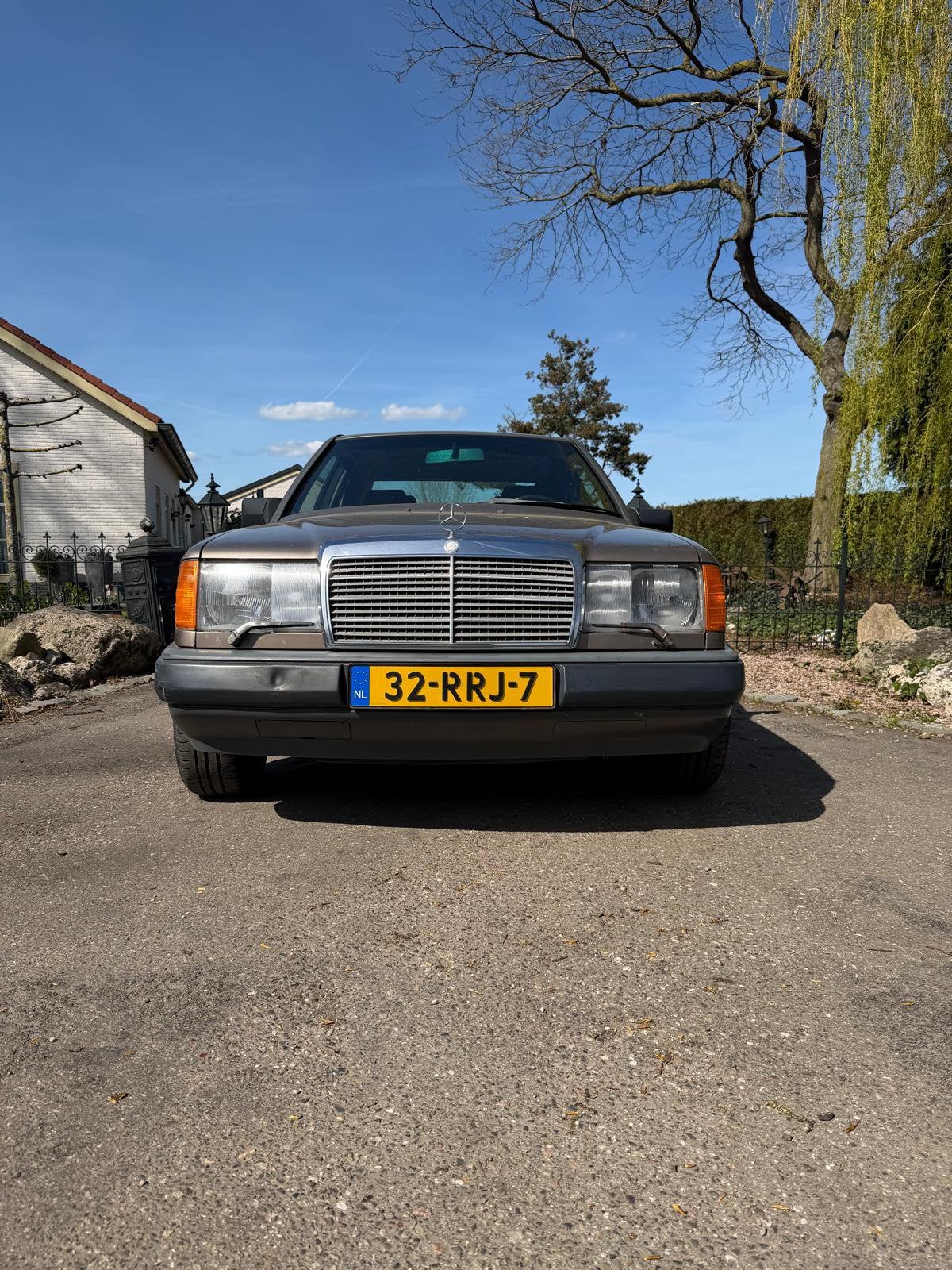 Mercedes-Benz Mercedes 1986 Bruin snel belastingvrij, Auto's, 680 kg, Bruin, 179 pk, Bedrijf