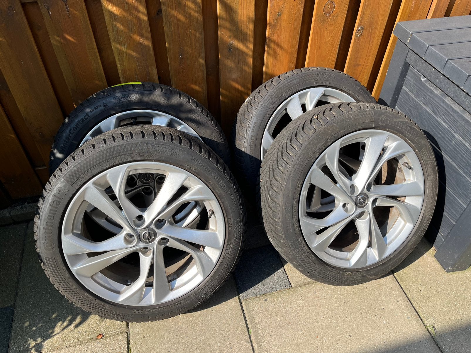 Velgen met winterbanden 225/45/17 Opel Astra Tourer 17x7,5J, Ophalen, 17 inch, Winterbanden, 225 mm