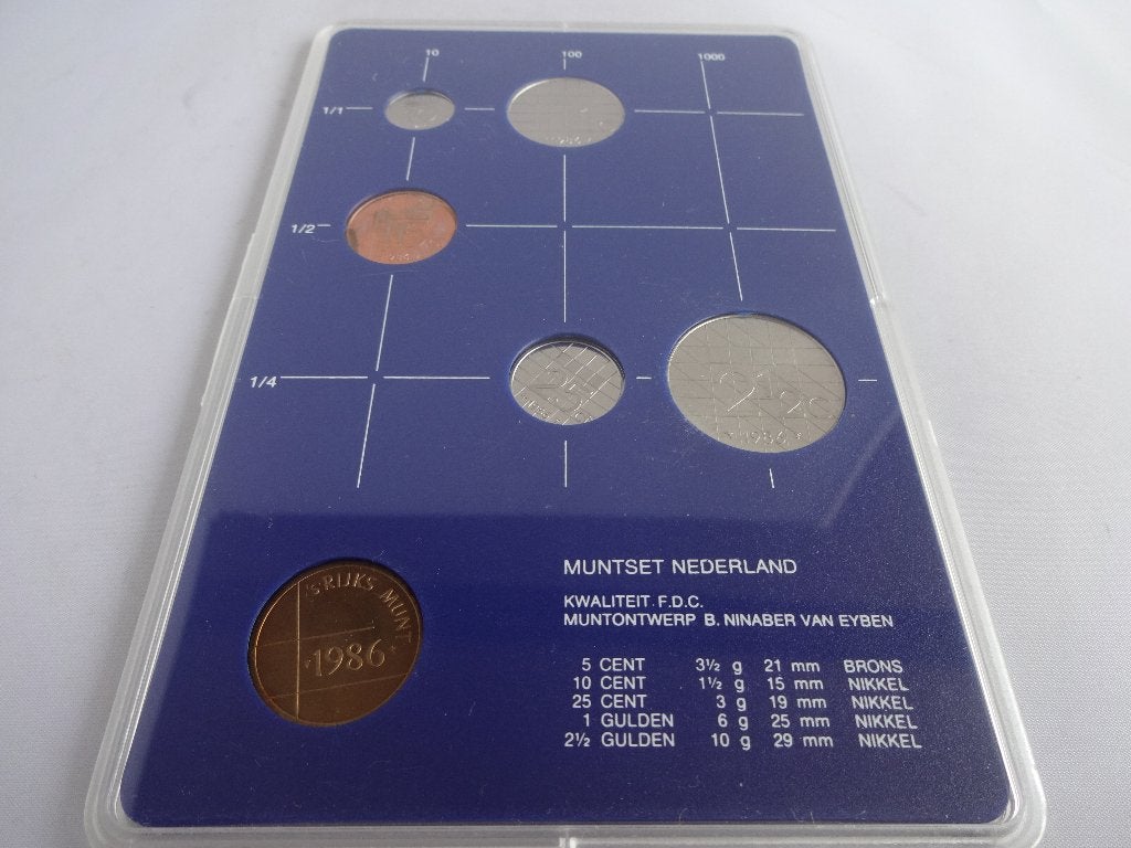 FDC Muntset Nederland 1986 in cassette van 's Rijks Munt, Ophalen of Verzenden, Koningin Beatrix, Overige waardes, Setje