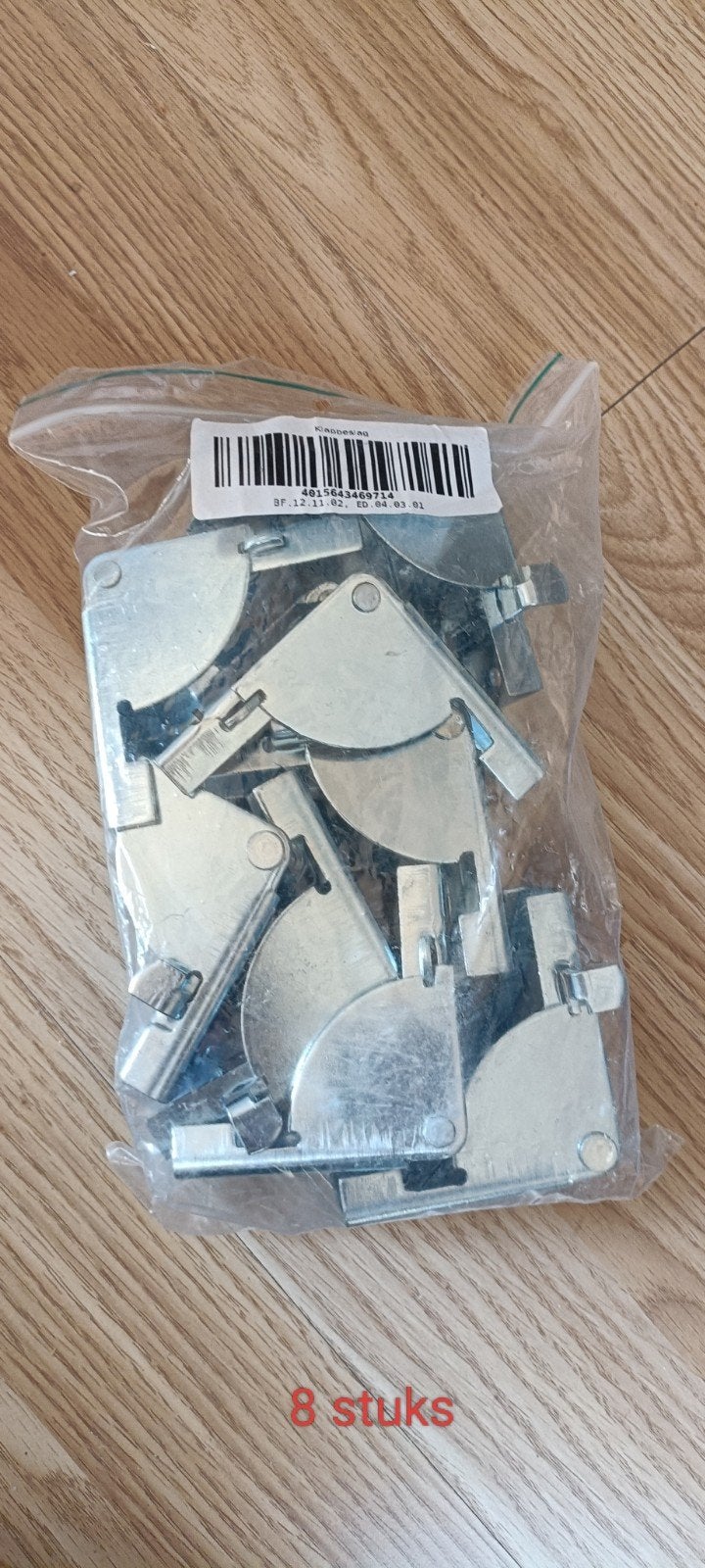 Klapbeslag. 8 stuks, Ophalen, Nieuw
