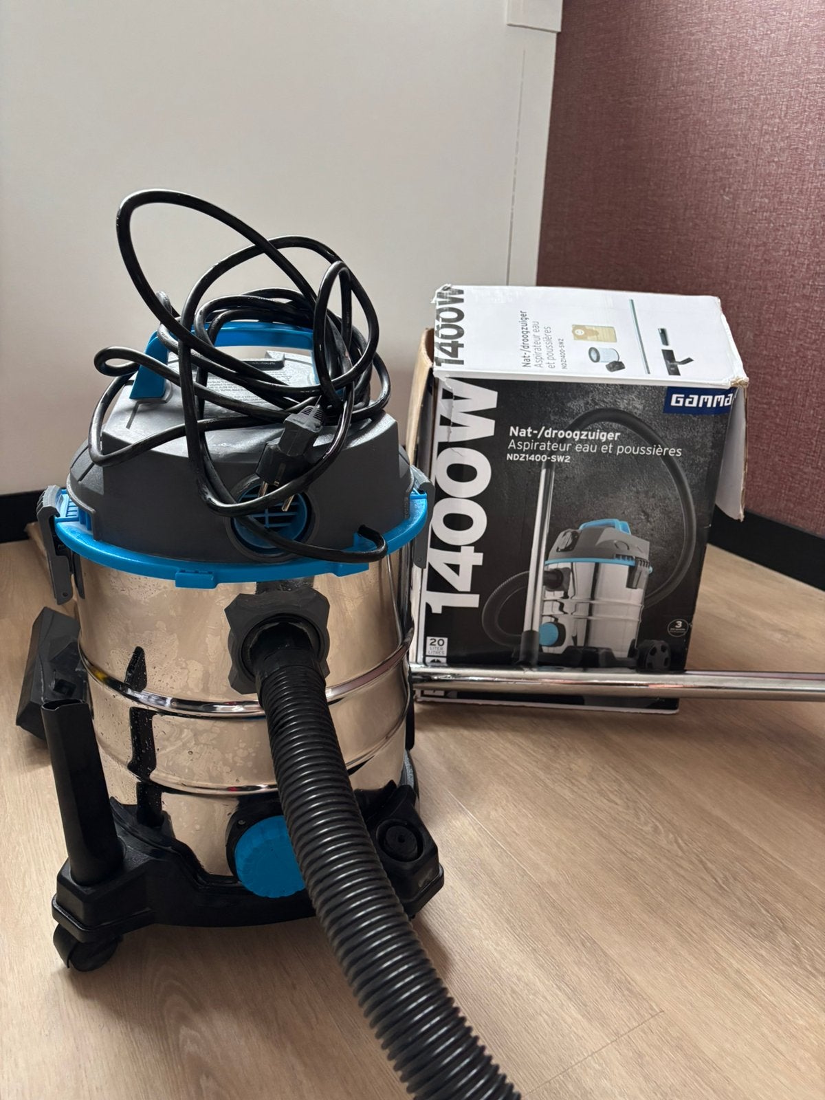 GAMMA nat-droogzuiger/ bouwstofzuiger NDZ-1400-SW2 20 liter, Ophalen, Zo goed als nieuw