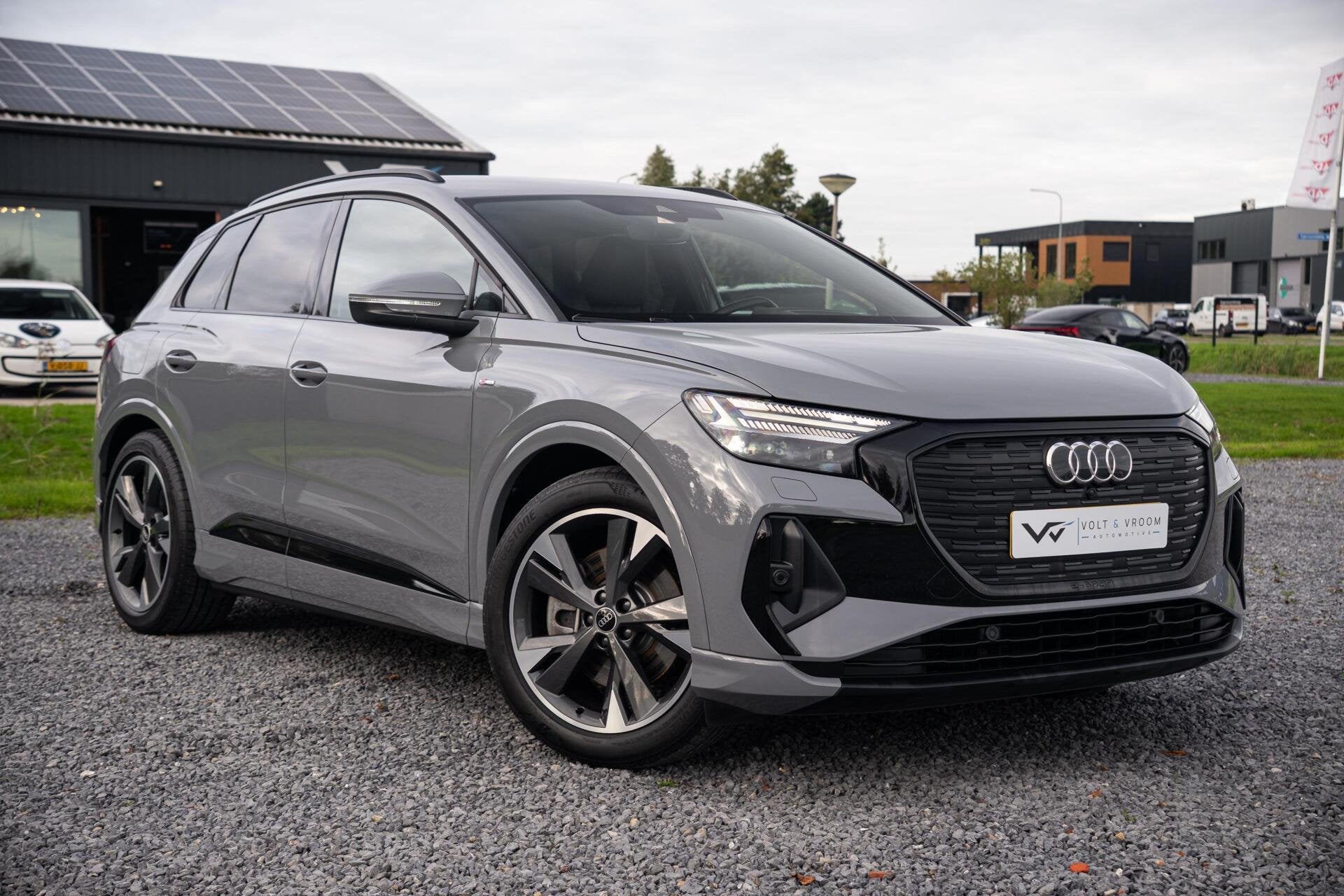 Audi Q4 e-tron 50 Quattro S-Line Competition 77 kWh|BTW|RS I, Auto's, Automaat, Dealer onderhouden, Zwart, Origineel Nederlands
