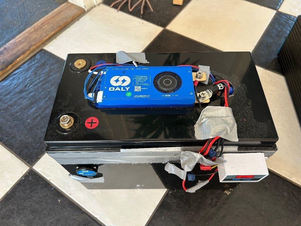 LIPO accu 12 V 280 Ah, Ophalen, Gebruikt