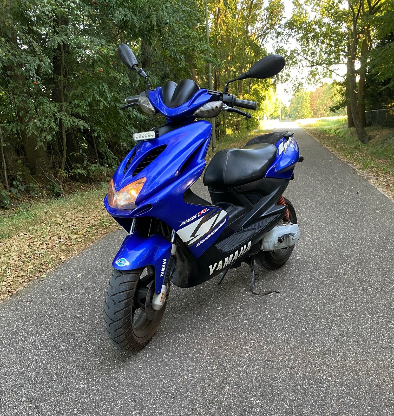Yamaha Aerox R Scooter - Blauw, Fietsen en Brommers, Ophalen, Tweetakt, Aerox, Maximaal 45 km/u