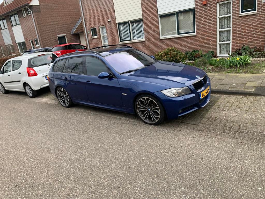 BMW 3-Serie 3.0 335 I Touring AUT 2007 Blauw, Auto's, BMW, Automaat, Achterwielaandrijving, Blauw, 10 km/l