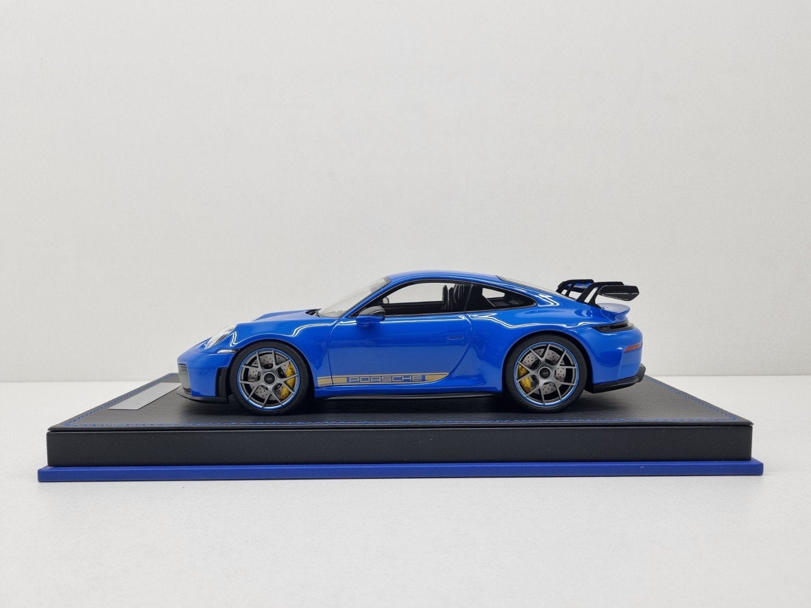 Ivy Merit
Porsche 911 (992) GT3 1/20
1:18 Nieuw, Hobby en Vrije tijd, Modelauto's | 1:18, Ophalen of Verzenden, Nieuw, Auto