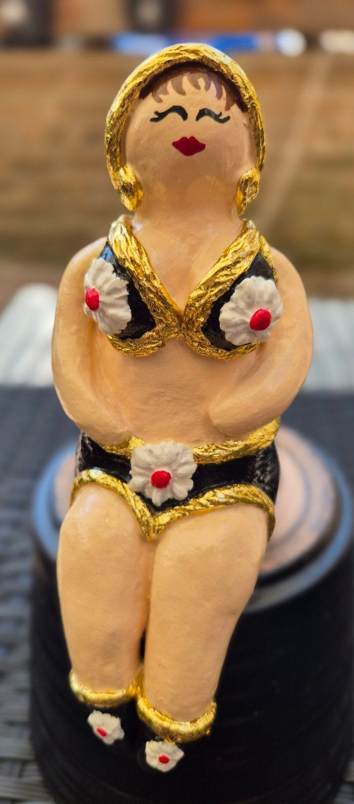 Vrouwenbeeldje in bikini, handgemaakt, Minder dan 20 cm, Ophalen of Verzenden, Handgemaakt, Overige materialen