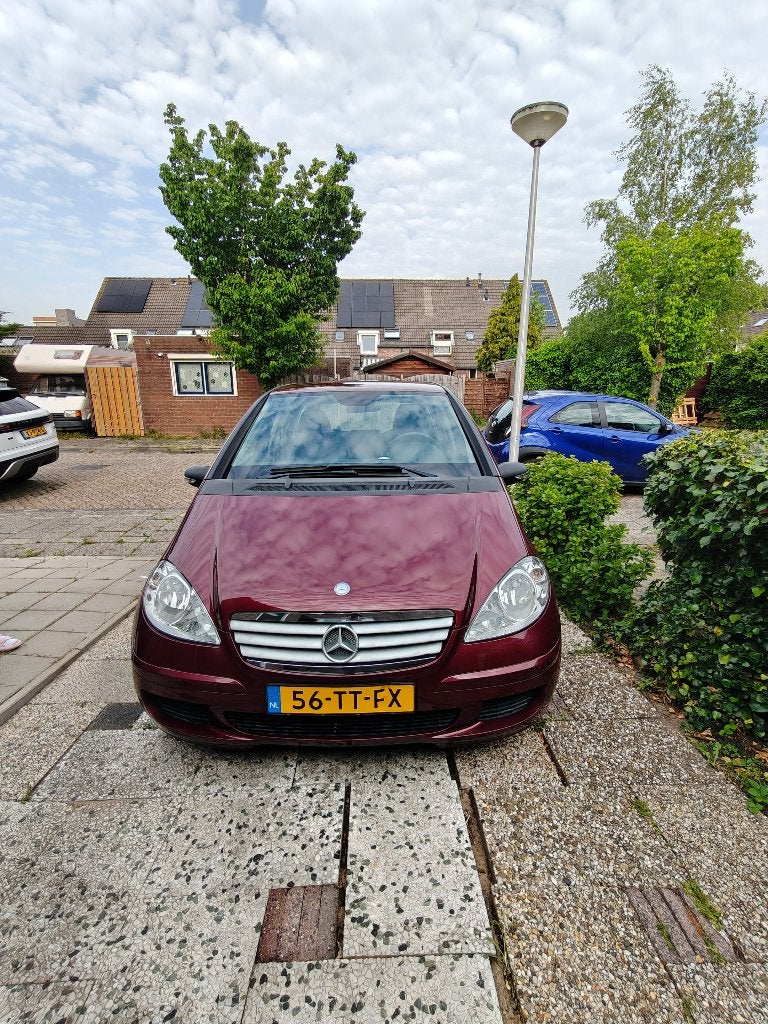 Mercedes-Benz A-Klasse 1.5 A150 5DRS AUT 2007 Rood, Auto's, Mercedes-Benz, 15 km/l, 1498 cc, Origineel Nederlands, Particulier