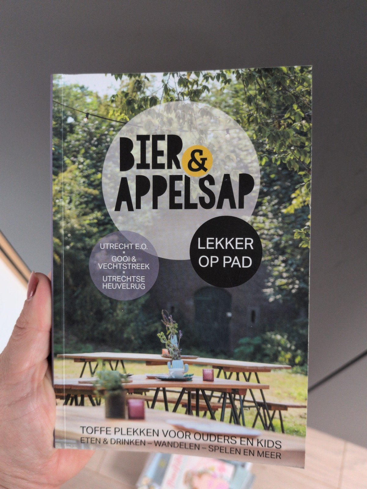 Bier & Appelsap: Lekker op pad in Utrecht e.o., Overige merken, Bier & Appelsap, Ophalen of Verzenden, Zo goed als nieuw