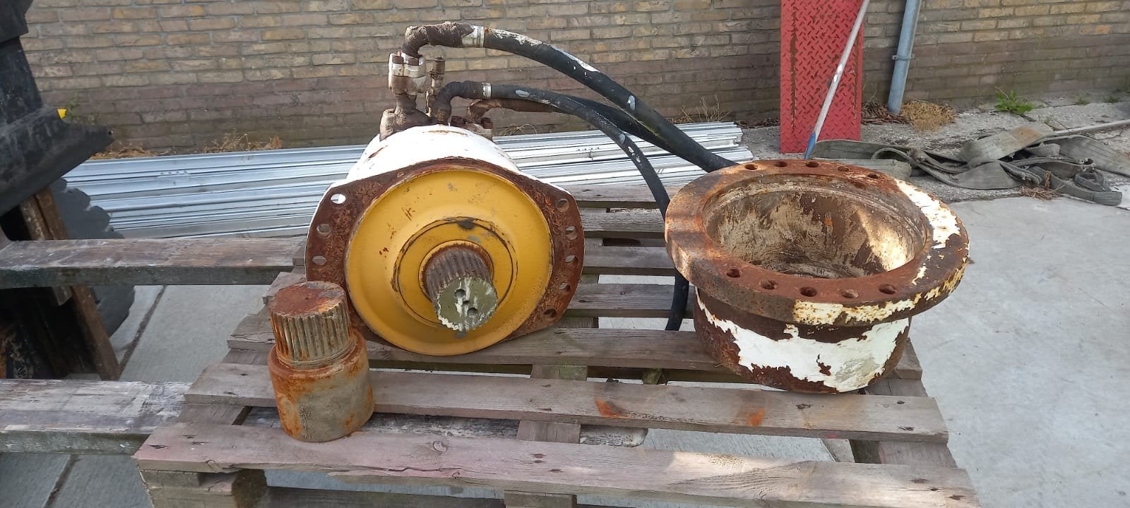 Poclain Hydromotor, Ophalen