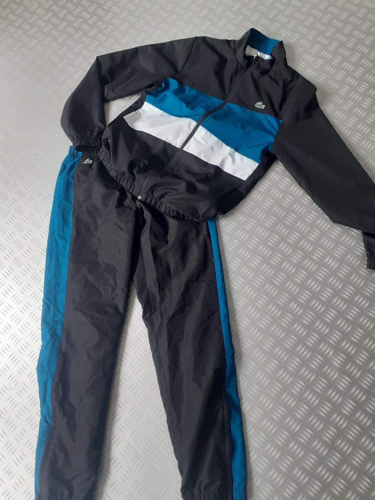Lacoste trainingspak maat S,alleen ophalen, Kleding | Heren, Ophalen, Zo goed als nieuw, Blauw, Algemeen