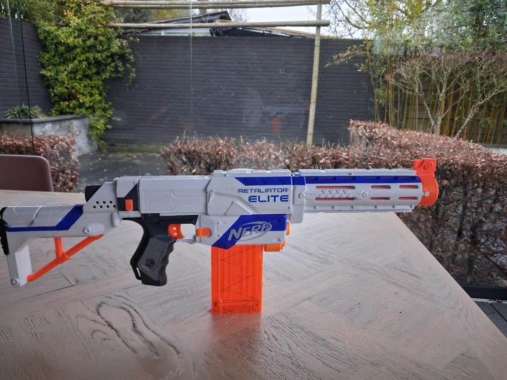 Nerf Retaliator Elite pistool met magazijn, Kinderen en Baby's, Speelgoed | Buiten | Actiespeelgoed, Ophalen, Gebruikt