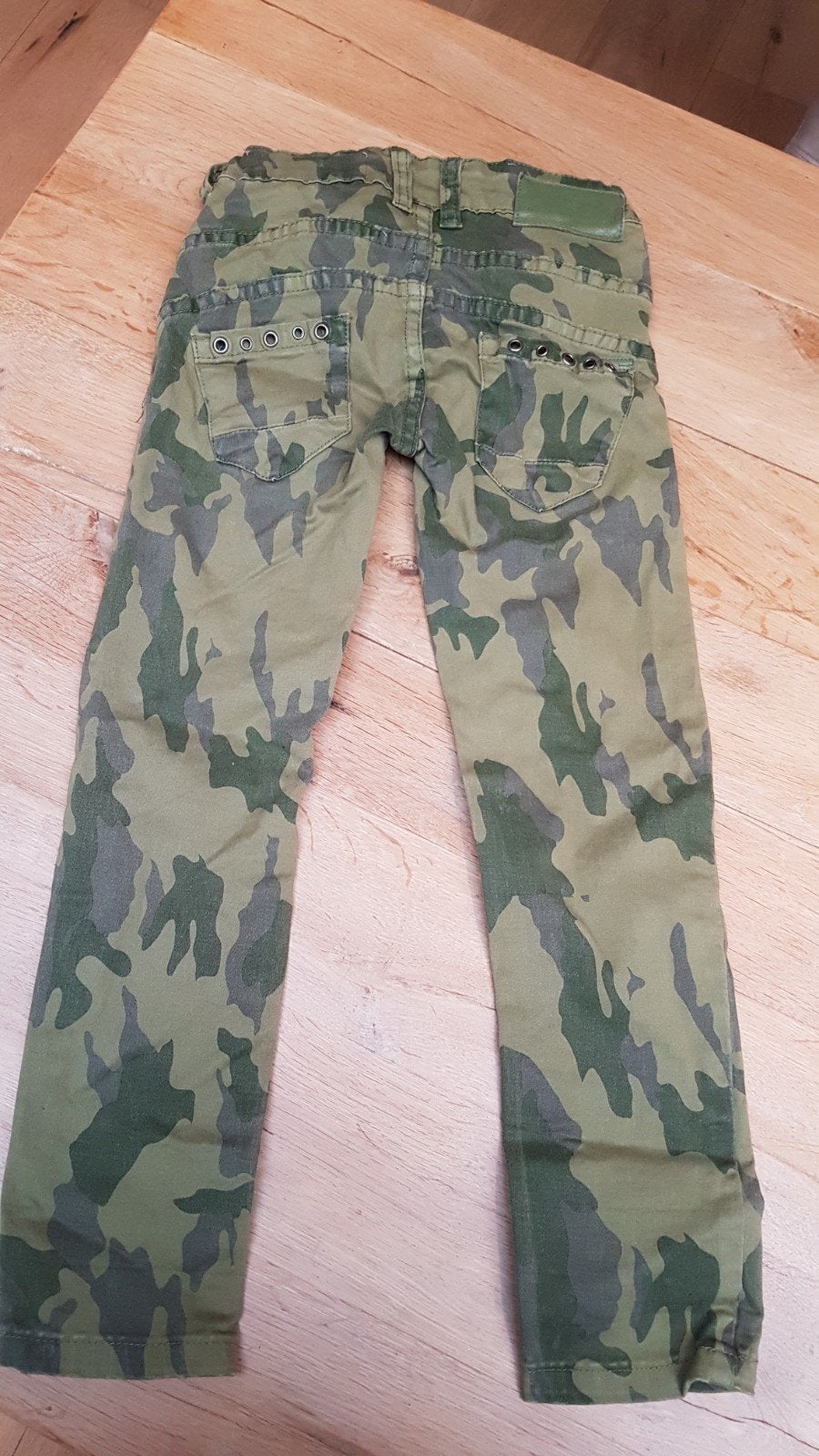 Circle of Trust camouflage broek maat 116, Kinderen en Baby's, Kinderkleding | Maat 116, Broek, Gebruikt, Meisje, Circle of Trust