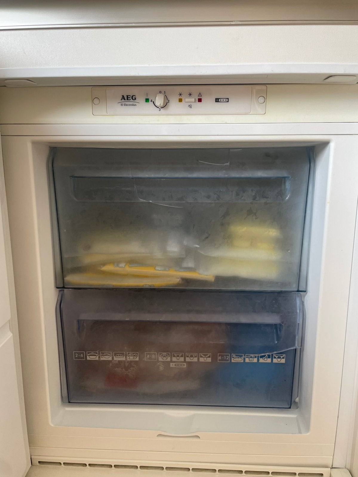 AEG Arctis G 86050-5I inbouwvriezer, Witgoed en Apparatuur, Vriezers en Diepvrieskisten, Gebruikt, Minder dan 85 cm, Minder dan 60 cm