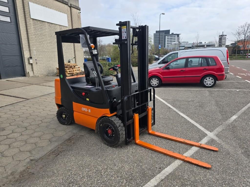 Zeer nette elektrische heftruck ZVOX CPD-15 slechts 2 km!, Ophalen of Verzenden