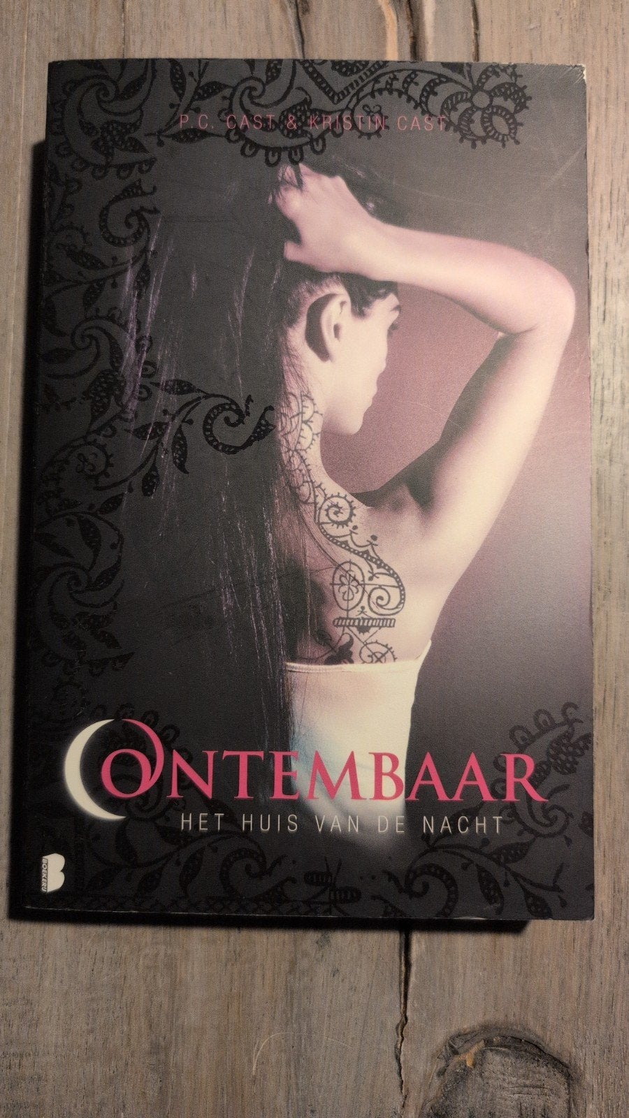 Ontembaar - Het Huis van de Nacht, Boeken, Ophalen of Verzenden, Gelezen, P.C. Cast & Kristin Cast, Nederland
