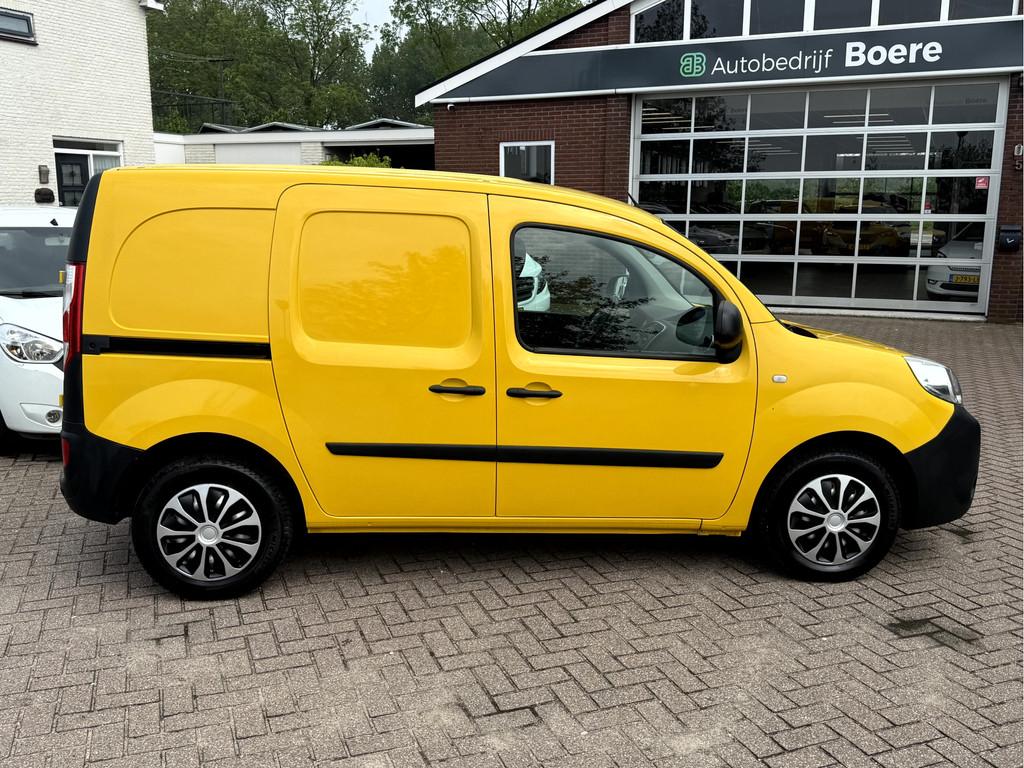 Renault Kangoo 1.5 Blue dCi Comfort Trekhaak, Airco, Cruise, Auto's, Voorwielaandrijving, Stof, Gebruikt, Origineel Nederlands