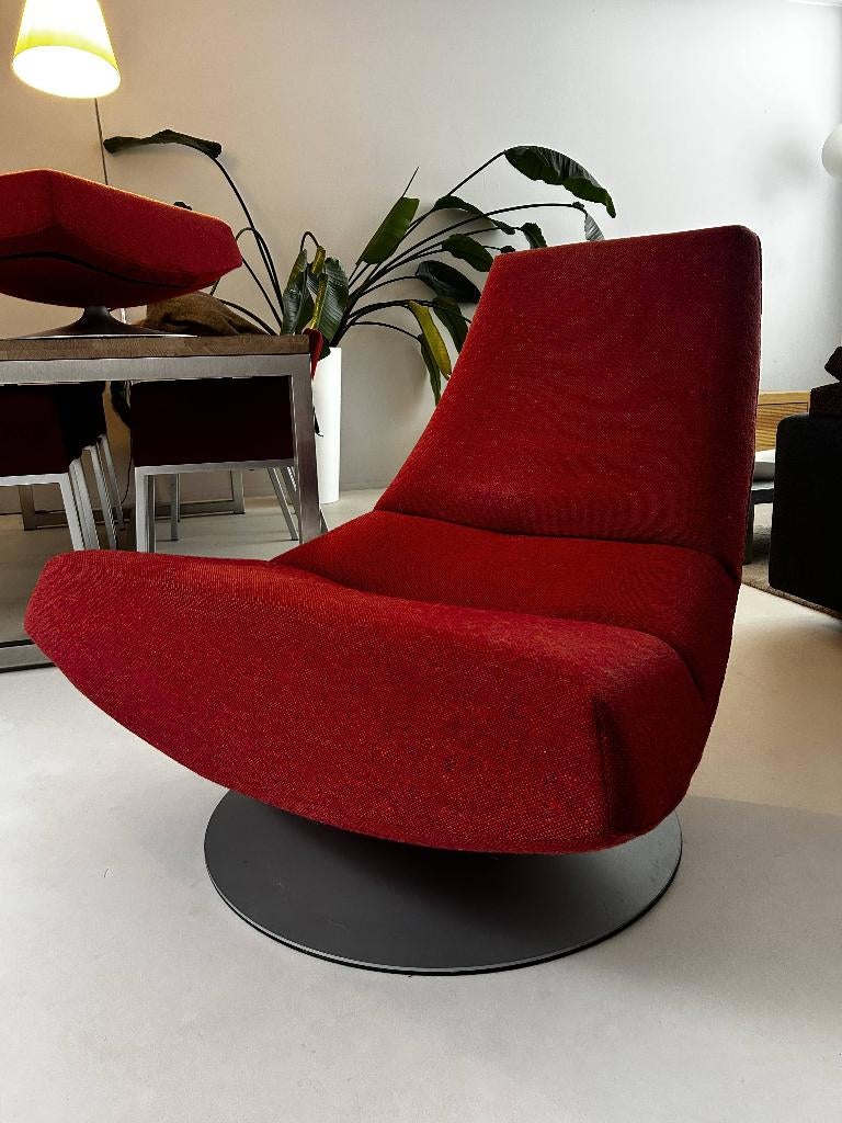 Montis Olivier - fauteuil met hocker, Huis en Inrichting, Fauteuils, Ophalen, Design, 75 tot 100 cm, Zo goed als nieuw