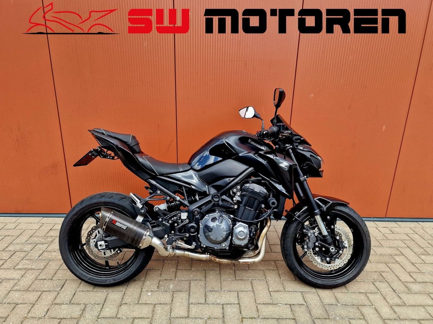 Z900 PERFORMANCE BLACK EDITION, FULL AKRA. Z 900 PERFORMANCE, 4 cilinders, Motorrijbewijs A, 948 cc, Bedrijf