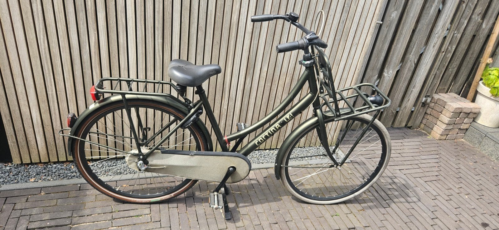 Cortina U4 Transportfiets Dames - leger groen, Terugtraprem, Versnellingen, Zo goed als nieuw, 50 tot 53 cm