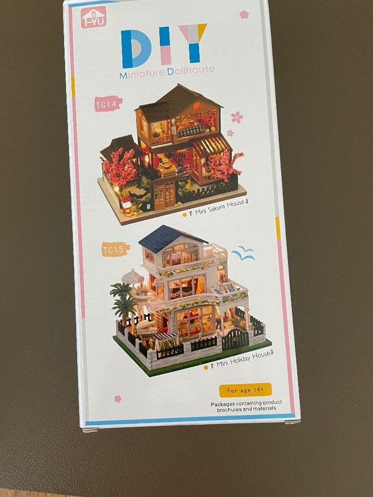 DIY miniature Dollhouse, Ophalen, Gebouwen, Hout, Zo goed als nieuw