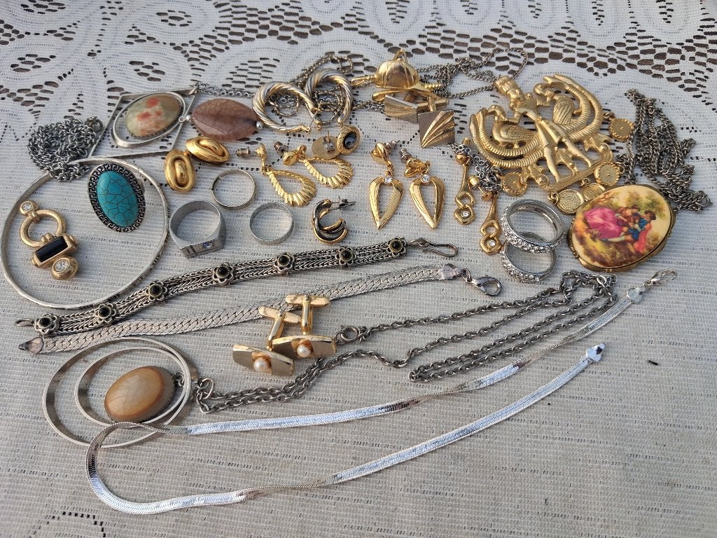 Lot vintage sieraden, Verzenden, Overige materialen