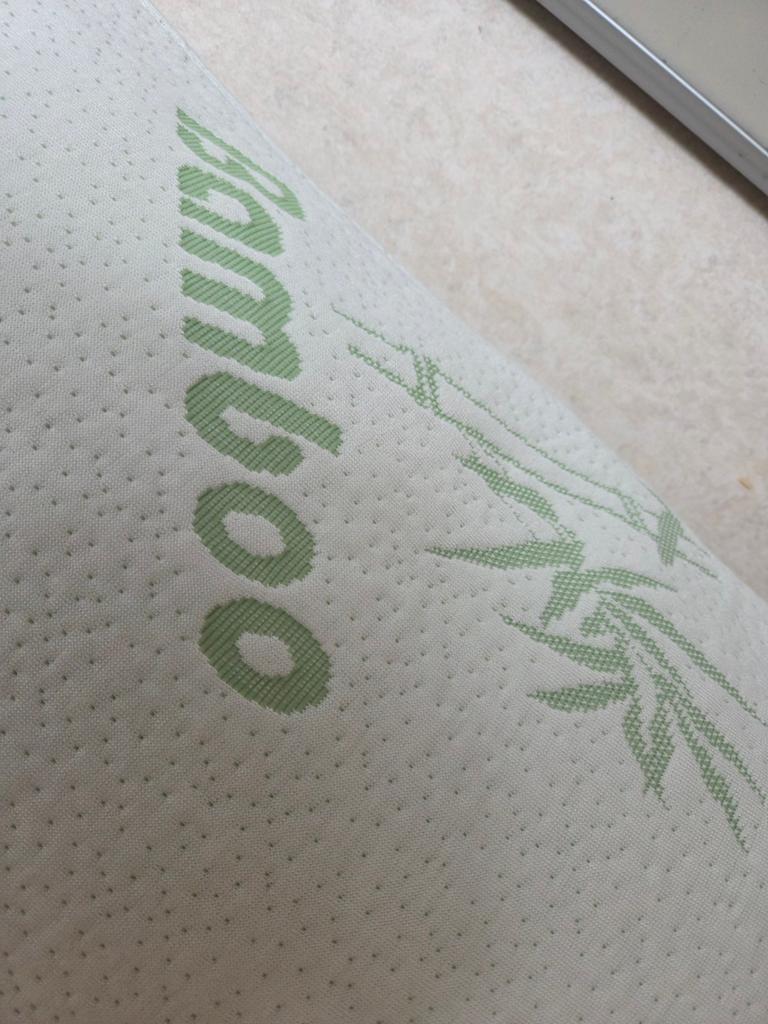 Bamboo kussen, Overige materialen, Ophalen of Verzenden, Zo goed als nieuw, Minder dan 5 m²