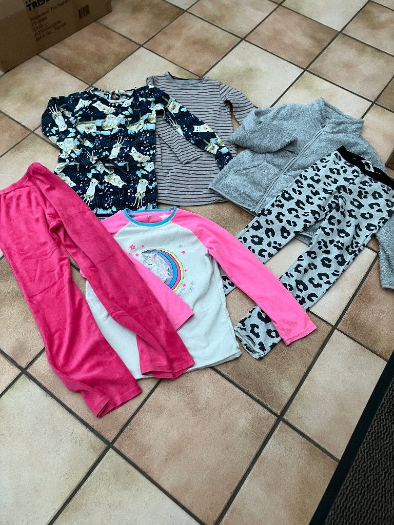 Kledingpakket voor meisjes: 6 stuks, diverse stijlen, Kinderen en Baby's, Kinderkleding | Maat 134, Gebruikt, Meisje, Ophalen of Verzenden