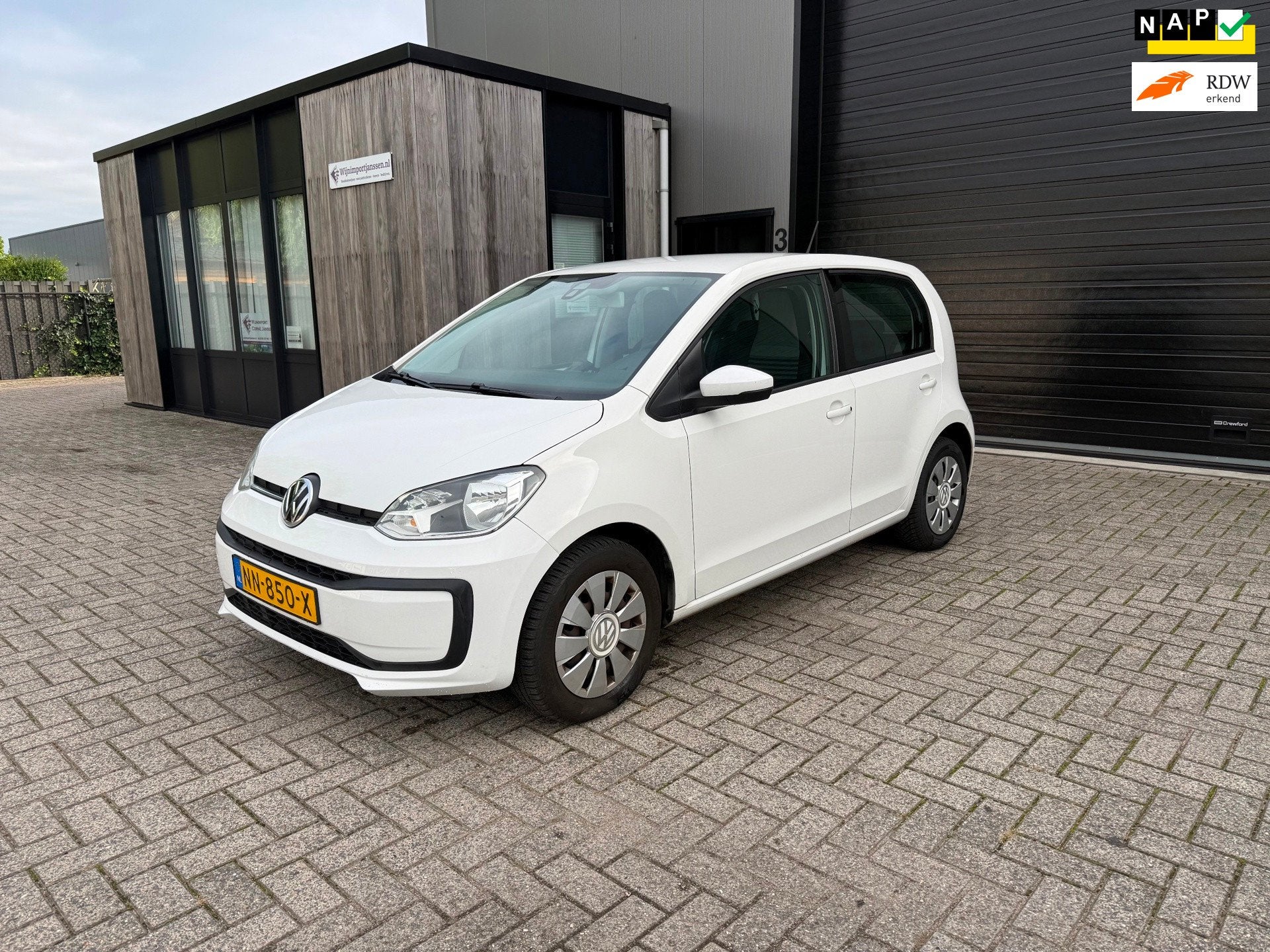 Volkswagen Up! 1.0 BMT move up! 5-Drs Airco/Led/DAB-Radio/Or, Auto's, Voorwielaandrijving, Dealer onderhouden, Stof, Gebruikt