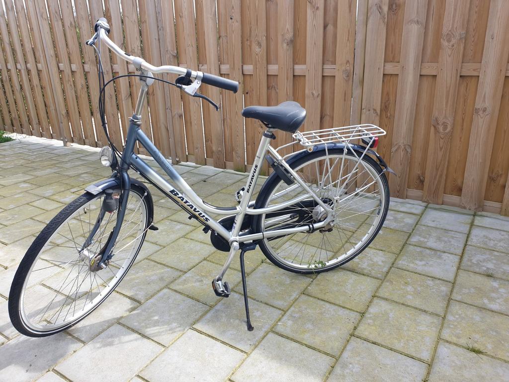 Fiets BATAVUS, Fietsen en Brommers, Fietsen | Dames | Damesfietsen, Ophalen, Zo goed als nieuw, Batavus, Versnellingen