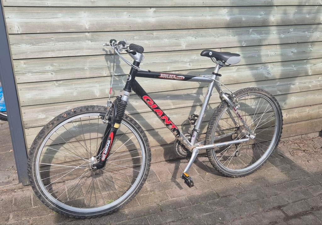 Giant Boulder Shock mountainbike, Ophalen, Gebruikt
