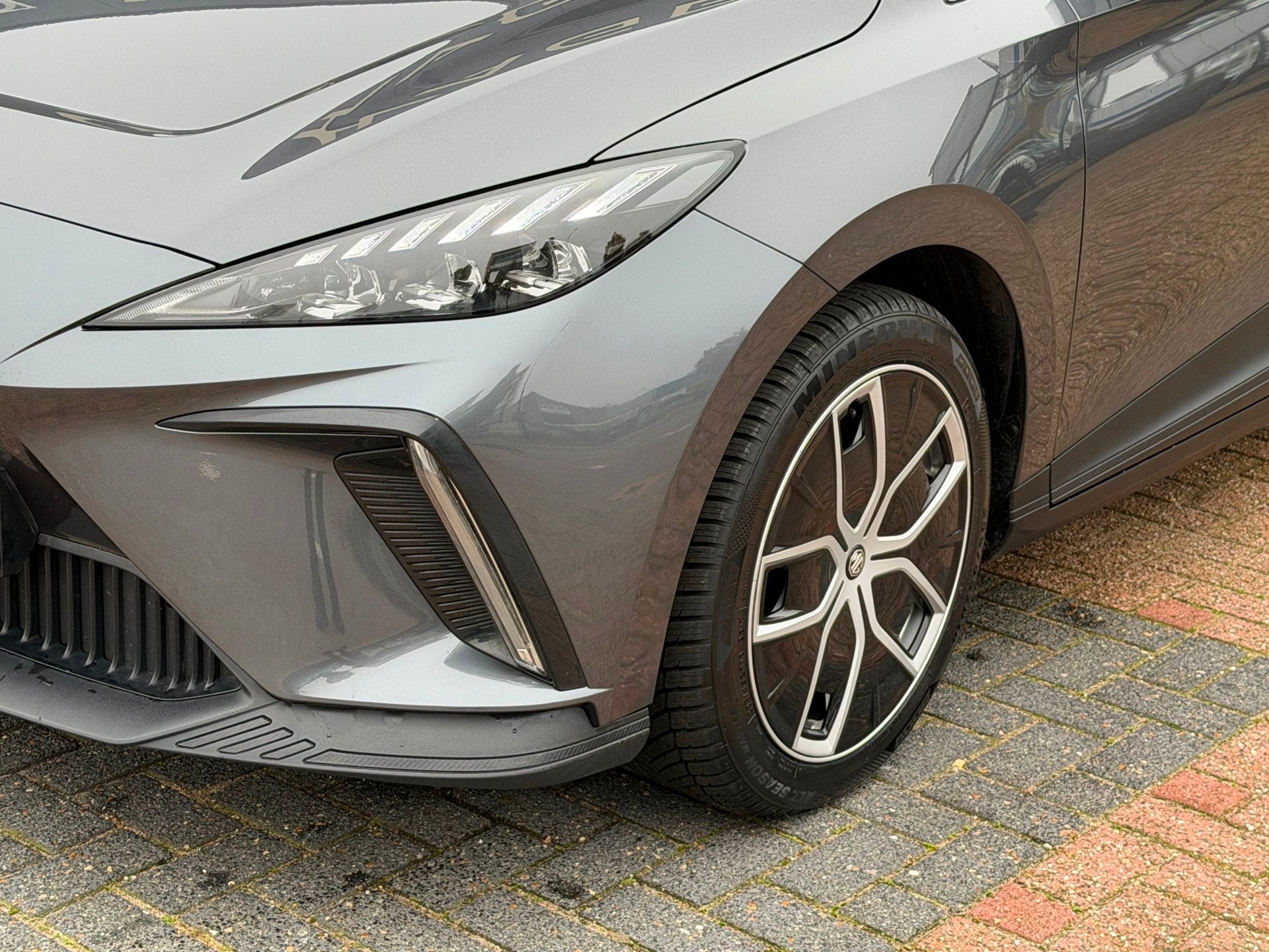 MG MG4 Electric Luxury 64 kWh ACC|CAM|Carplay|Stoelvw|SOH 94, Auto's, Automaat, 12 maanden, Achterwielaandrijving, Gebruikt