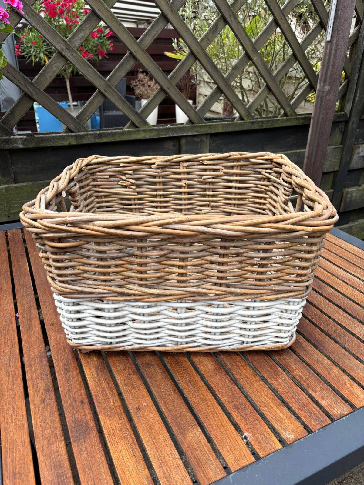 Stevige rieten mand, voor hout, tijdschriften of speelgoed, Ophalen, Gebruikt, Mand, Riet