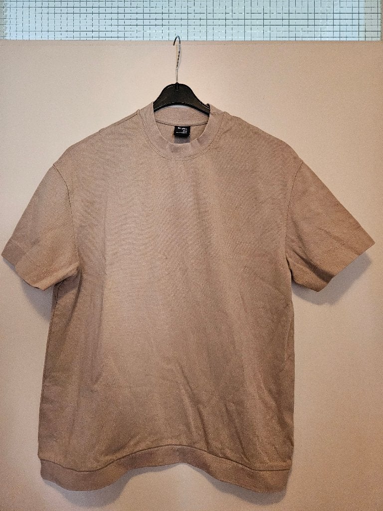 Bershka beige heren t-shirt korte mouw - boxy fit - maat XS, Kleding | Heren, T-shirts, Beige, Ophalen of Verzenden, Zo goed als nieuw
