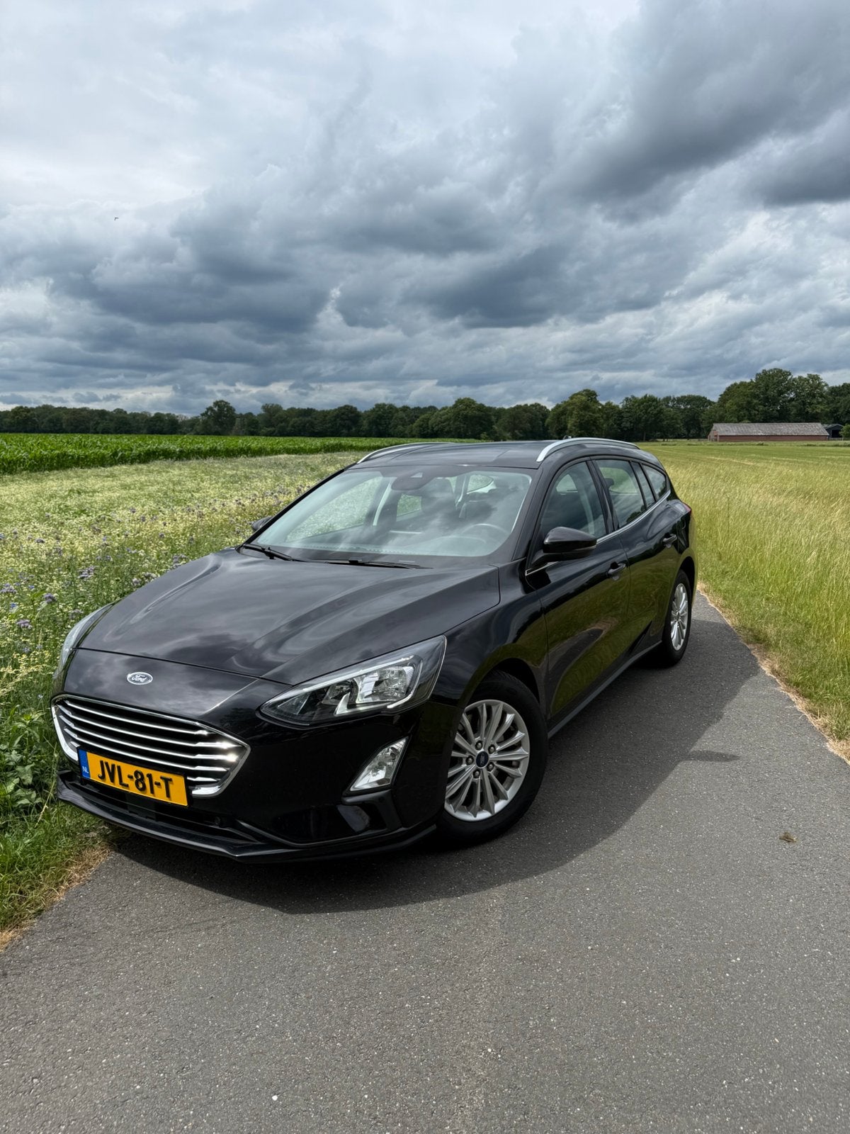 Ford Focus 1.0 Ecoboost Hybrid 125pk2021 Zwart, Auto's, Stof, Zwart, 19 km/l, 1319 kg