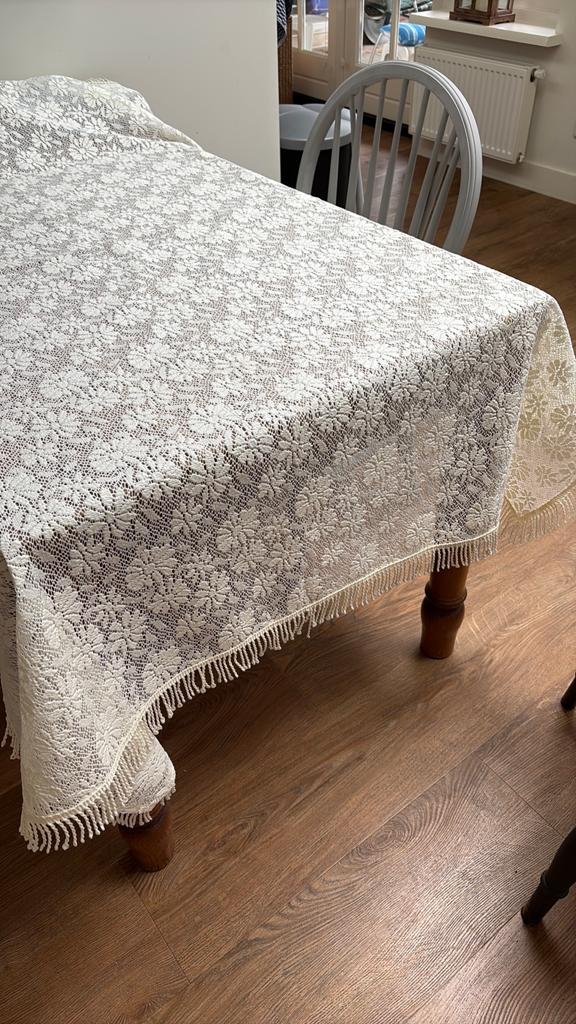 TAFELKLEED VINYL WIT LENGTE 1.80xbreedte 1.40 cm, Ophalen of Verzenden, Zo goed als nieuw, Tafelkleed of Tafelzeil