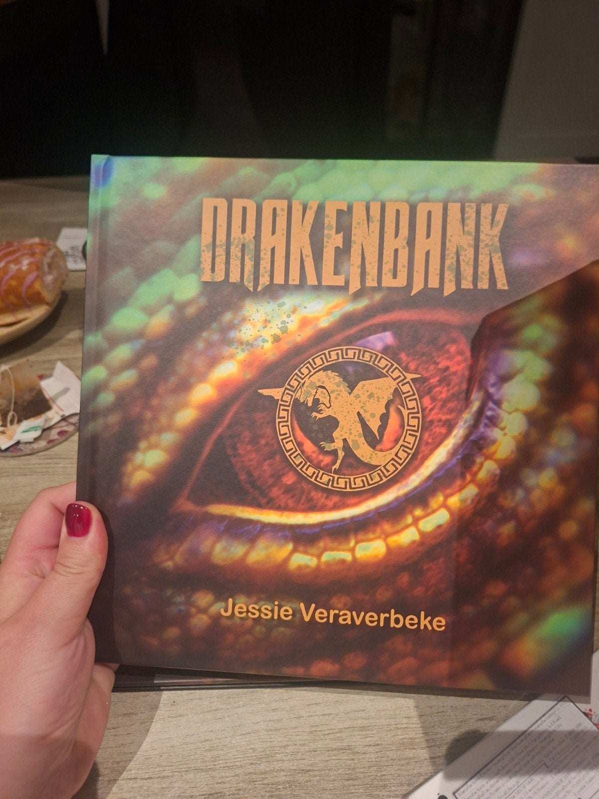 Drakenbank - Een Brugs drakenverhaal door Jessie Veraverbeke, Ophalen of Verzenden, Zo goed als nieuw, Jessie Veraverbeke, Sprookjes