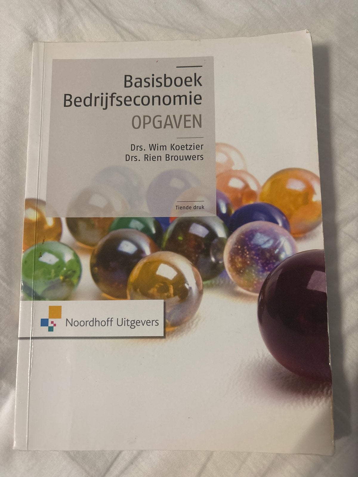 Basisboek Bedrijfseconomie Opgaven - 10e druk, Ophalen of Verzenden, Gamma, Gelezen, HBO