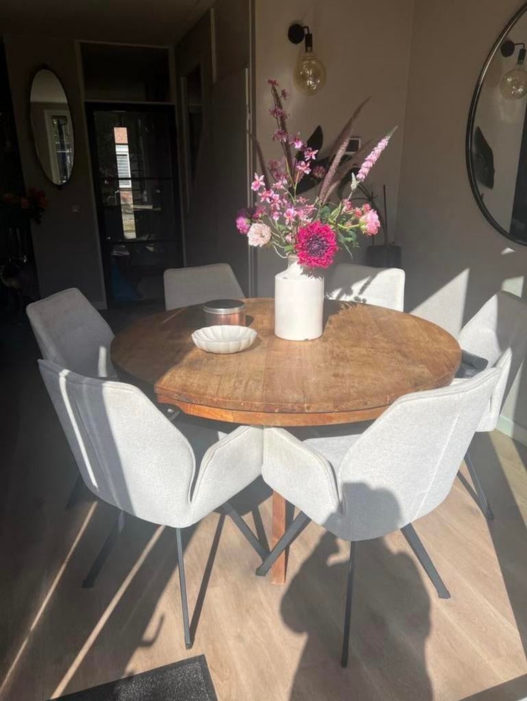 Mooie ronde tafel 140 cm van Goossens, Ophalen, 100 tot 150 cm, Rond, Zo goed als nieuw