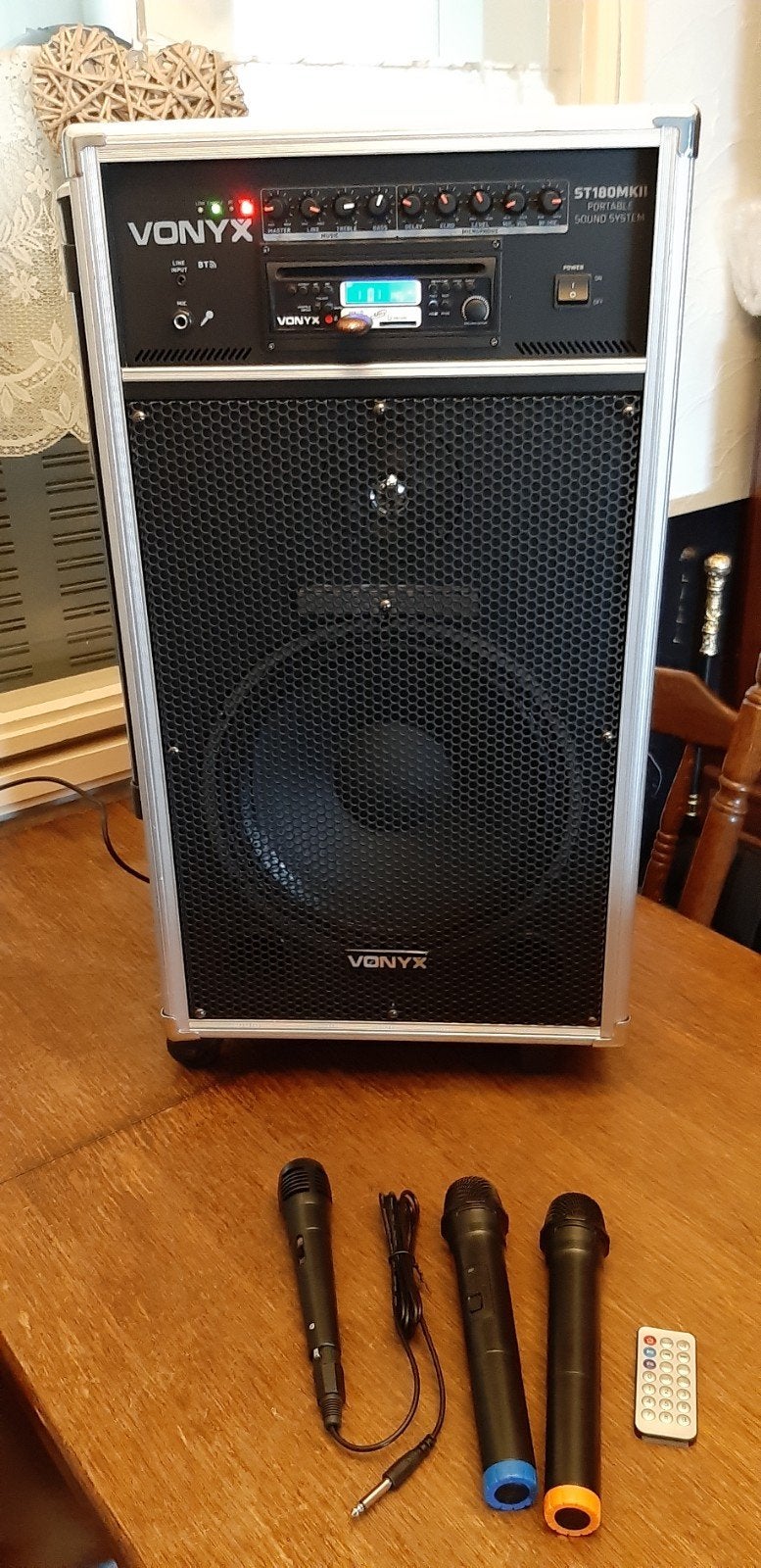 Vonyx ST180MKII Draagbaar Geluidssysteem met Microfoons, Ophalen, Nieuw, Complete set