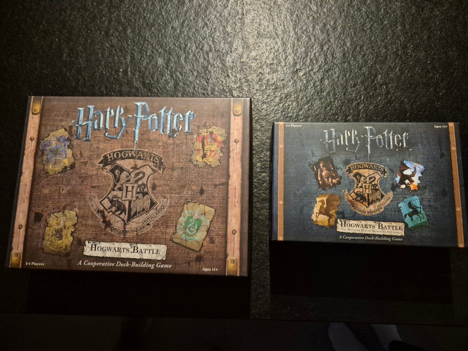 Harry Potter Hogwarts + uitbreiding, Hobby en Vrije tijd, Gezelschapsspellen | Bordspellen, Een of twee spelers, Ophalen of Verzenden