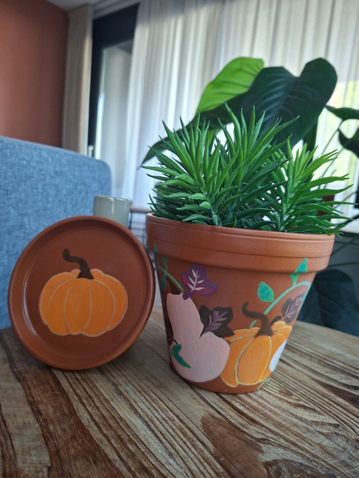 Handgeschilderde Terracotta Bloempot met Pompoenen, Rond, Nieuw, Binnen, Ophalen of Verzenden